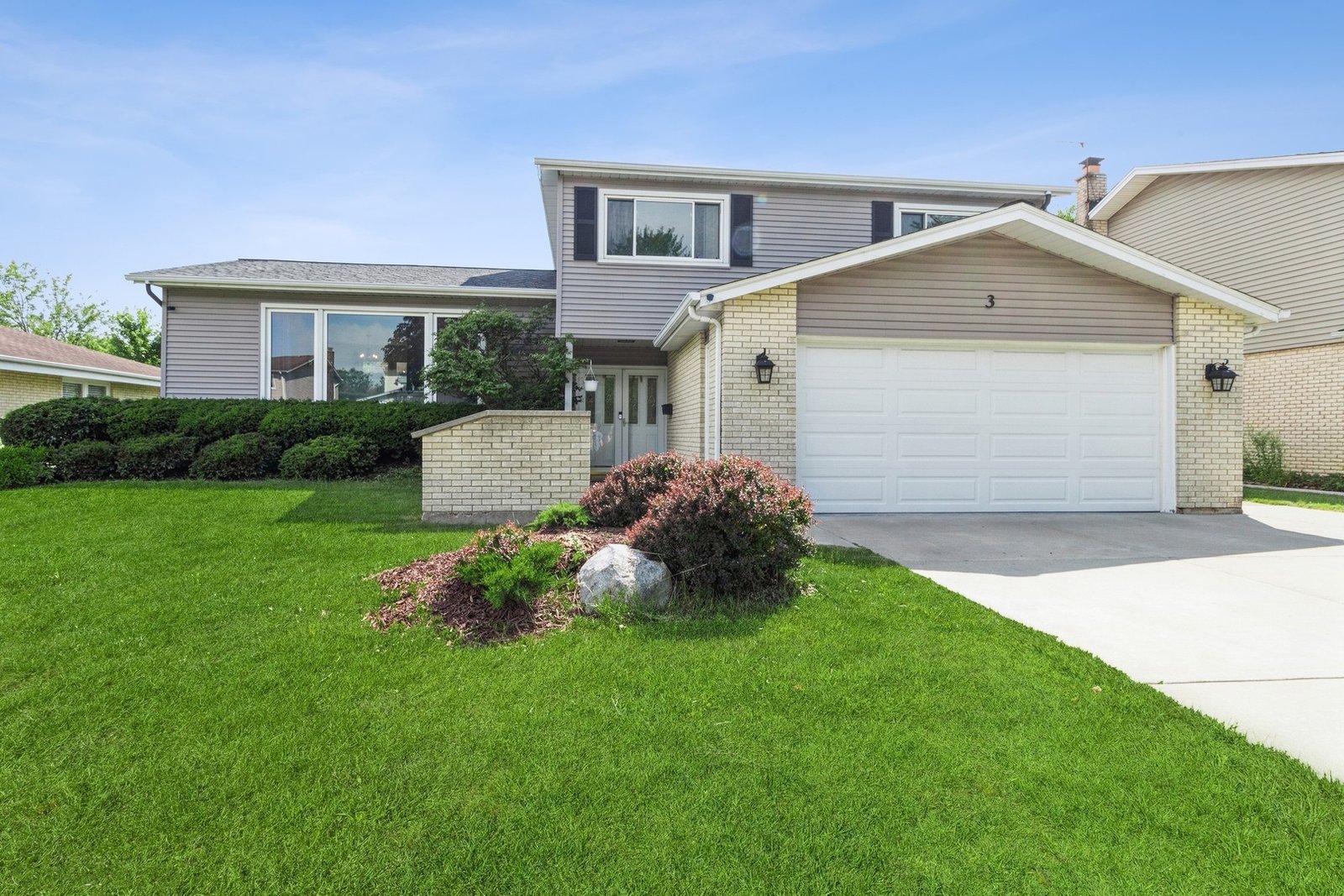 3 East Brookwood Drive