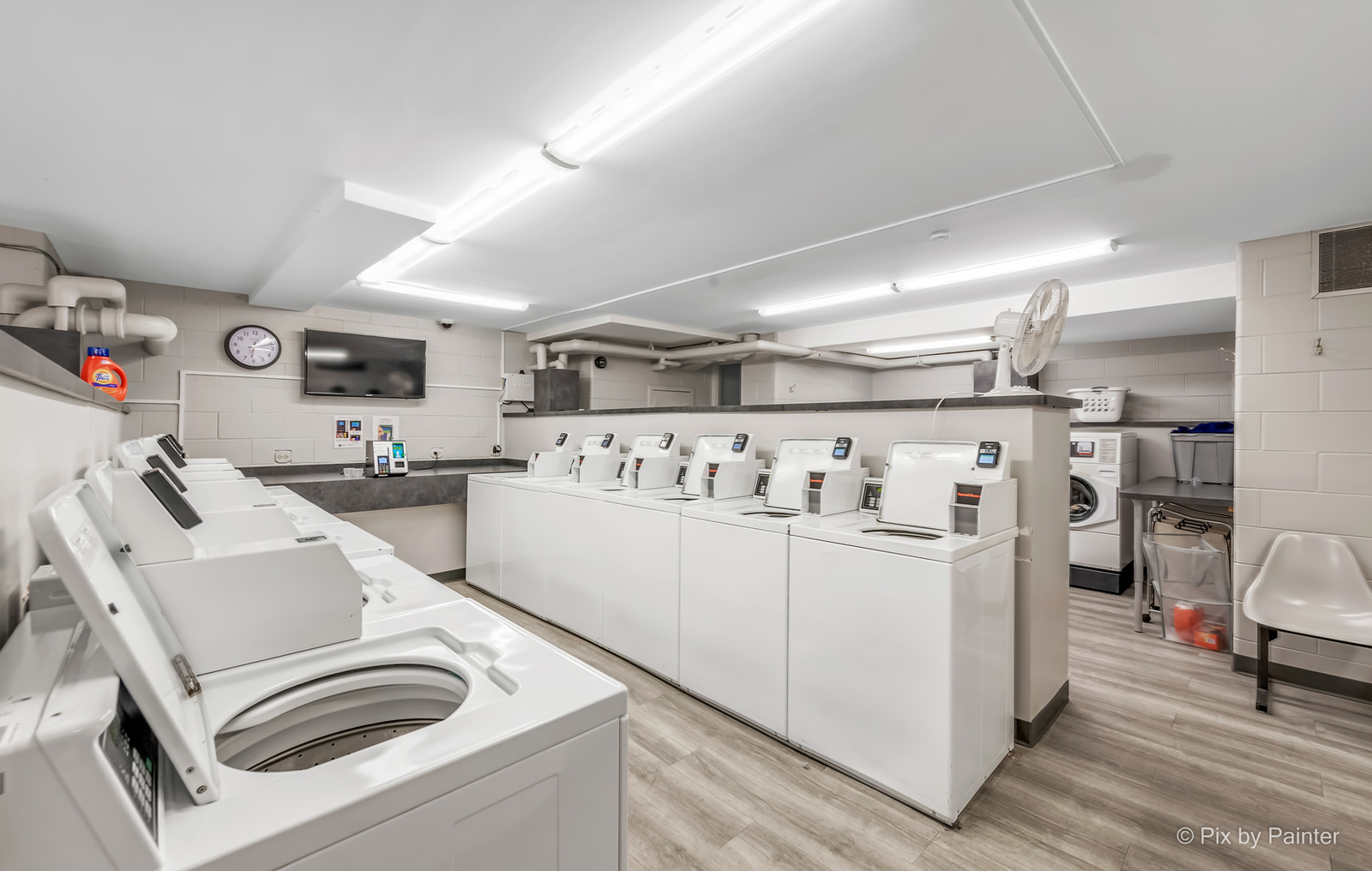 North Lake Shore Drive 3915