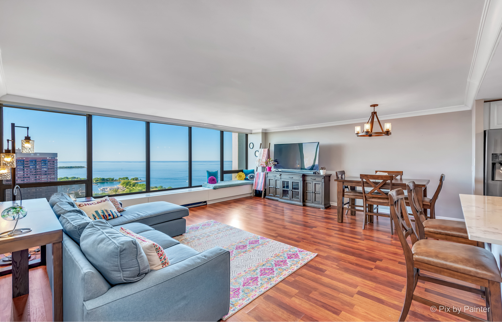 North Lake Shore Drive 3915